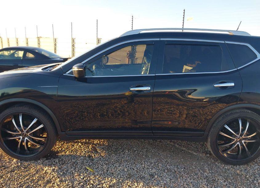 Photo 14 of 2016 Nissan Rogue S (VIN JN8AT2MT8GW008144)