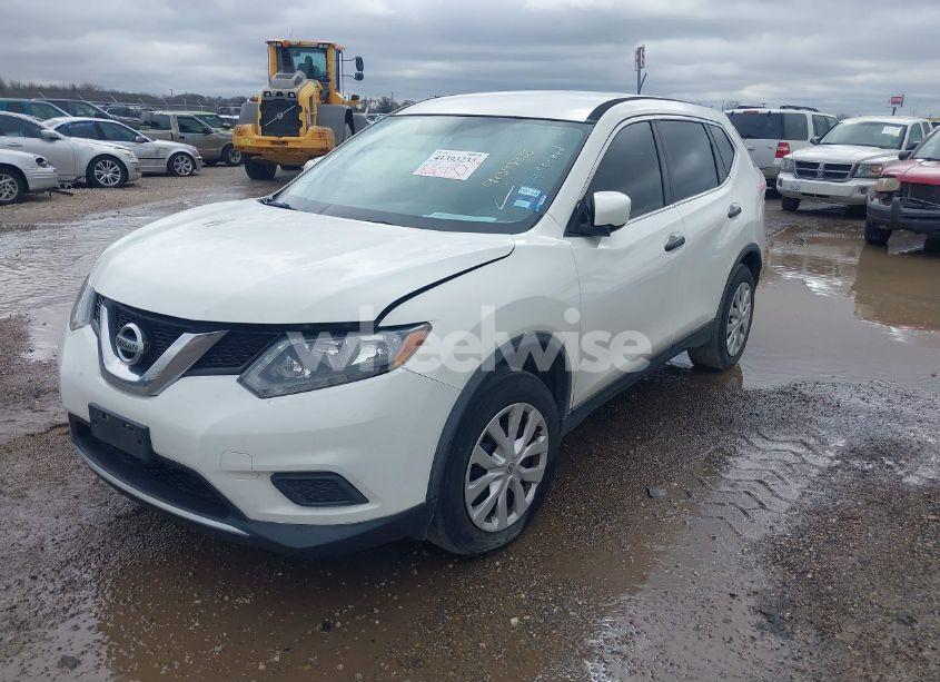 Photo 2 of 2016 Nissan Rogue S (VIN JN8AT2MT8GW012369)