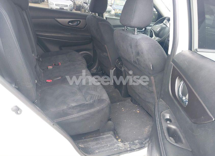 Photo 8 of 2016 Nissan Rogue S (VIN JN8AT2MT8GW012369)