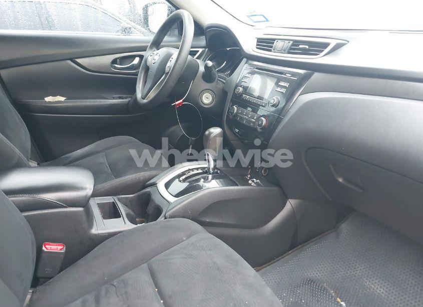 Photo 5 of 2016 Nissan Rogue S (VIN JN8AT2MT8GW019421)