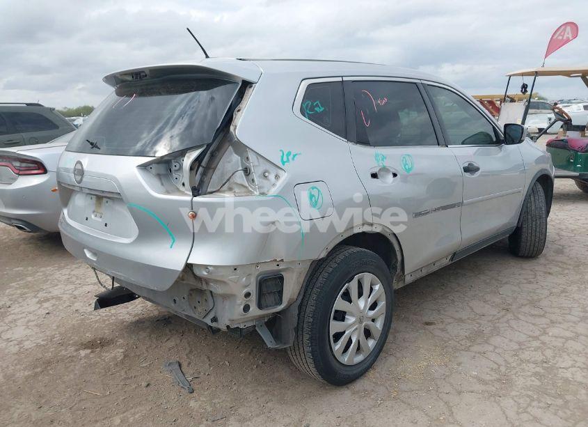 Photo 4 of 2016 Nissan Rogue S (VIN JN8AT2MT8GW027681)