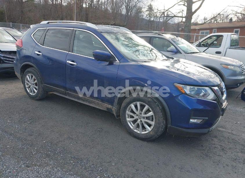 2017 Nissan Rogue SV (VIN JN8AT2MT8HW145408) main photo