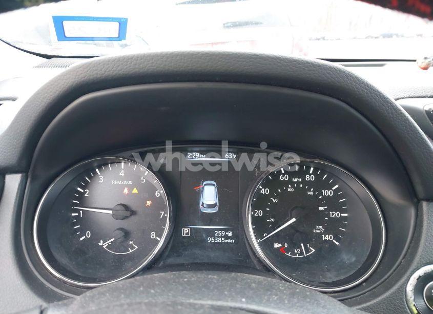 Photo 7 of 2017 Nissan Rogue SV (VIN JN8AT2MT8HW145408)