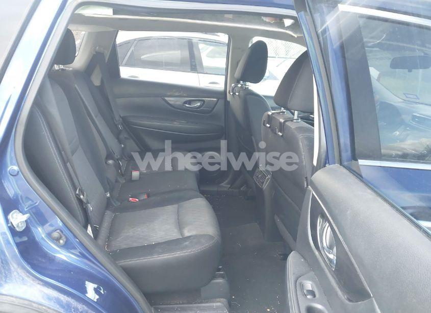 Photo 8 of 2017 Nissan Rogue SV (VIN JN8AT2MT8HW145408)