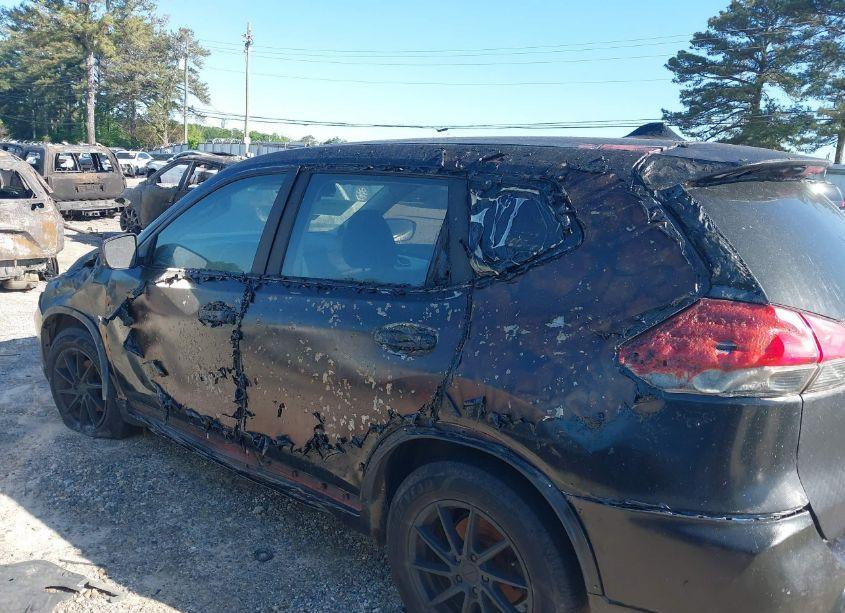 Photo 14 of 2017 Nissan Rogue S (VIN JN8AT2MT8HW382741)