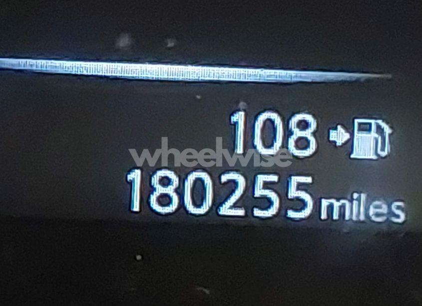 Photo 16 of 2017 Nissan Rogue SV (VIN JN8AT2MT8HW383680)