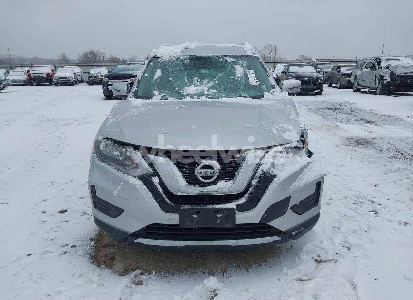 Photo 12 of 2017 Nissan Rogue SV (VIN JN8AT2MT8HW390905)