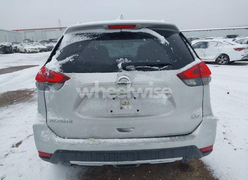 Photo 16 of 2017 Nissan Rogue SV (VIN JN8AT2MT8HW390905)