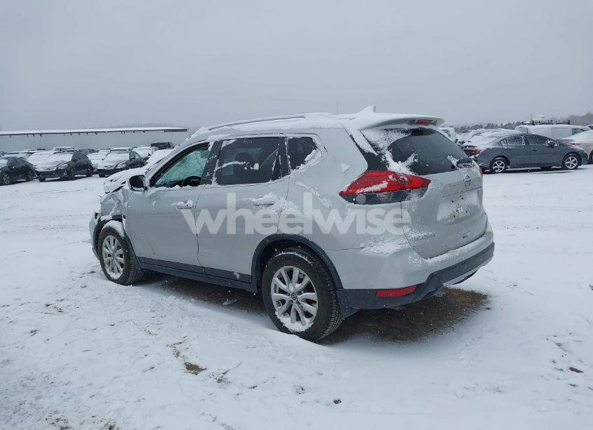 Photo 3 of 2017 Nissan Rogue SV (VIN JN8AT2MT8HW390905)
