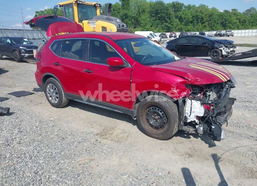 2017 Nissan Rogue S (VIN JN8AT2MT8HW395988) main photo