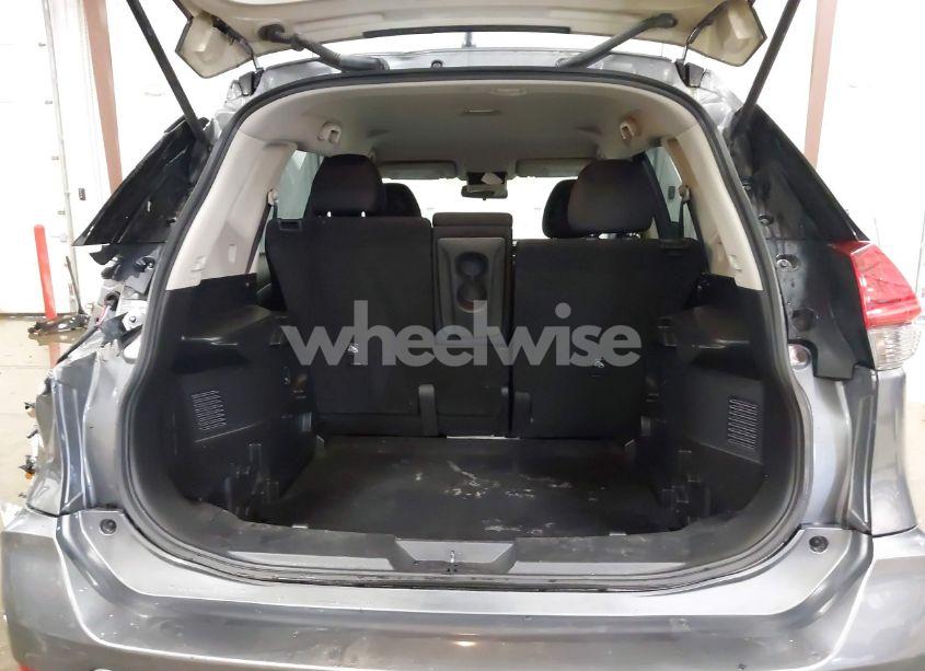 Photo 16 of 2017 Nissan Rogue SV (VIN JN8AT2MT8HW398308)