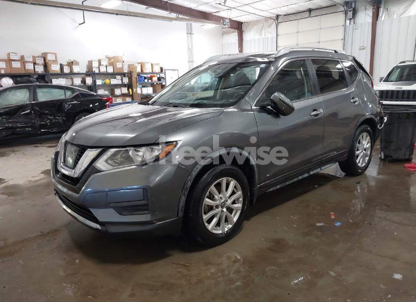 Photo 2 of 2017 Nissan Rogue SV (VIN JN8AT2MT8HW398308)