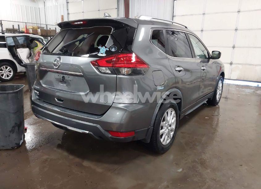 Photo 4 of 2017 Nissan Rogue SV (VIN JN8AT2MT8HW398308)