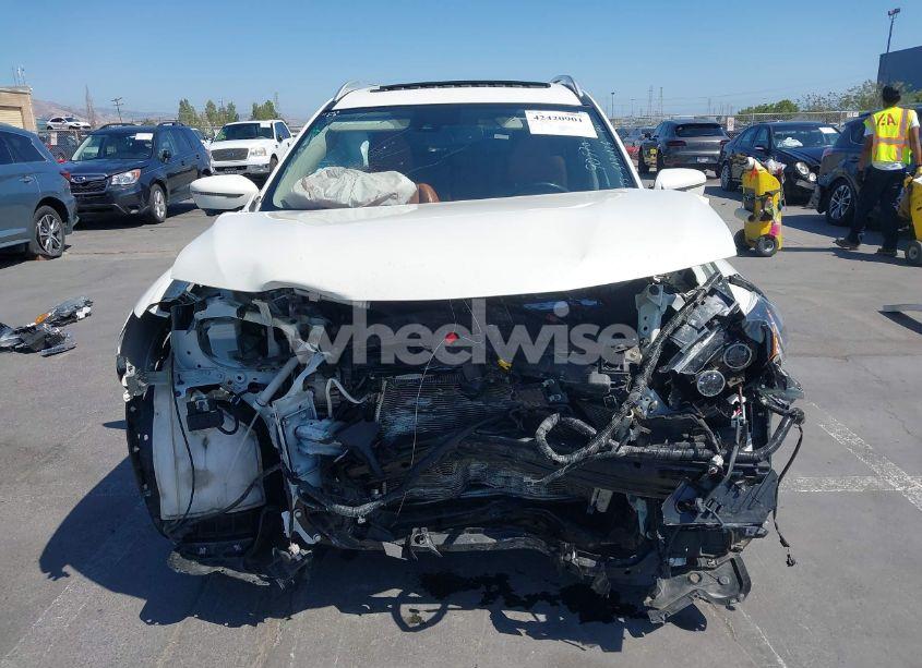 Photo 12 of 2017 Nissan Rogue SL (VIN JN8AT2MT8HW398700)