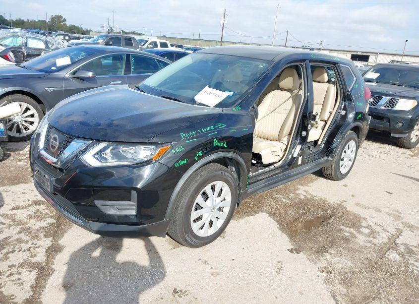 Photo 2 of 2017 Nissan Rogue S (VIN JN8AT2MT8HW399992)