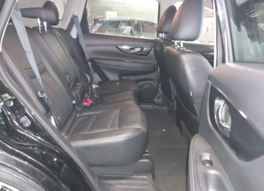 Photo 8 of 2017 Nissan Rogue SL (VIN JN8AT2MT8HW403894)