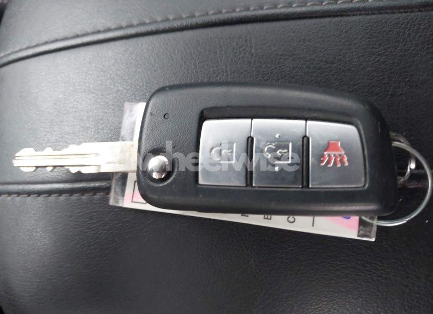 Photo 11 of 2018 Nissan Rogue S (VIN JN8AT2MT8JW451305)