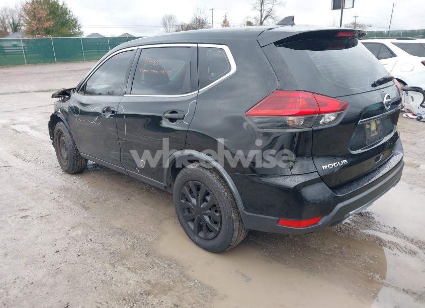 Photo 3 of 2018 Nissan Rogue S (VIN JN8AT2MT8JW451305)