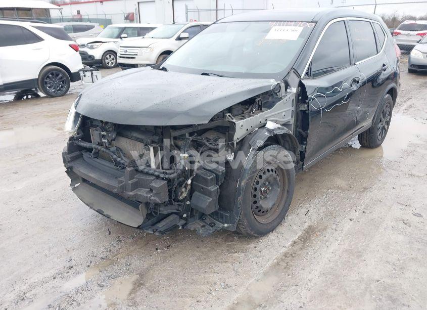 Photo 6 of 2018 Nissan Rogue S (VIN JN8AT2MT8JW451305)