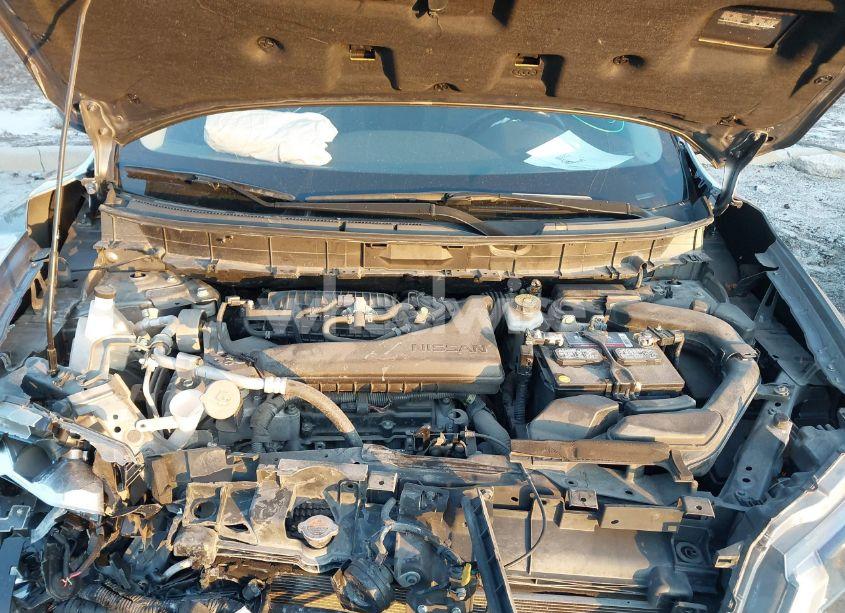 Photo 10 of 2018 Nissan Rogue SV (VIN JN8AT2MT8JW456410)