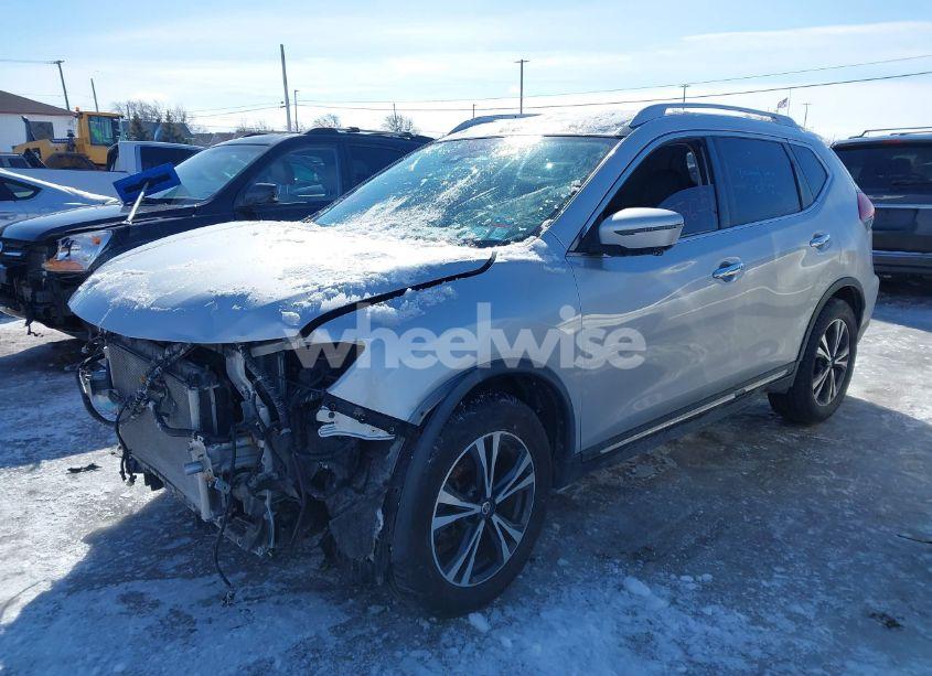 Photo 2 of 2018 Nissan Rogue SL (VIN JN8AT2MT8JW462191)