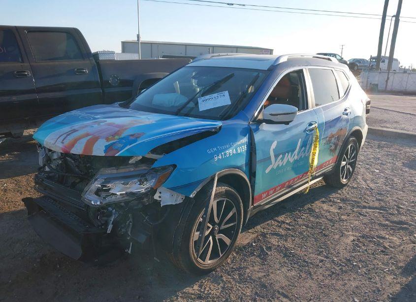 Photo 2 of 2018 Nissan Rogue SL (VIN JN8AT2MT8JW485762)