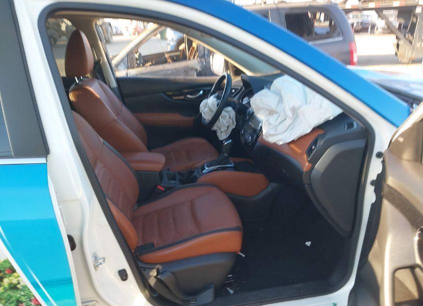 Photo 5 of 2018 Nissan Rogue SL (VIN JN8AT2MT8JW485762)