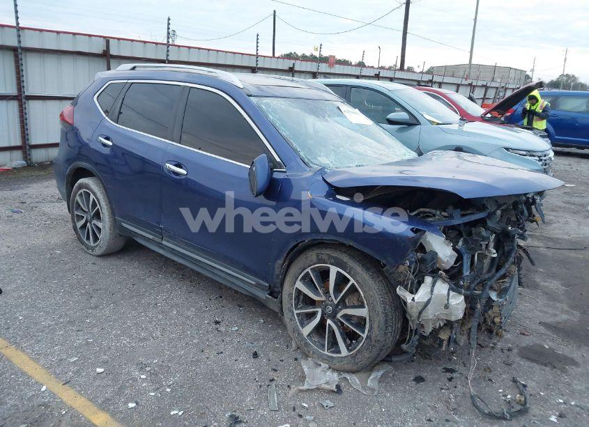 2018 Nissan Rogue SL (VIN JN8AT2MT8JW486863) main photo