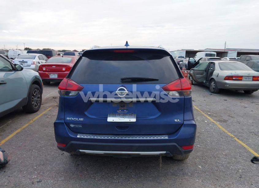 Photo 16 of 2018 Nissan Rogue SL (VIN JN8AT2MT8JW486863)