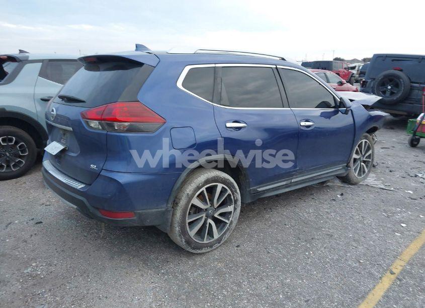 Photo 4 of 2018 Nissan Rogue SL (VIN JN8AT2MT8JW486863)