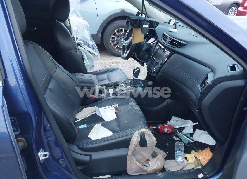 Photo 5 of 2018 Nissan Rogue SL (VIN JN8AT2MT8JW486863)