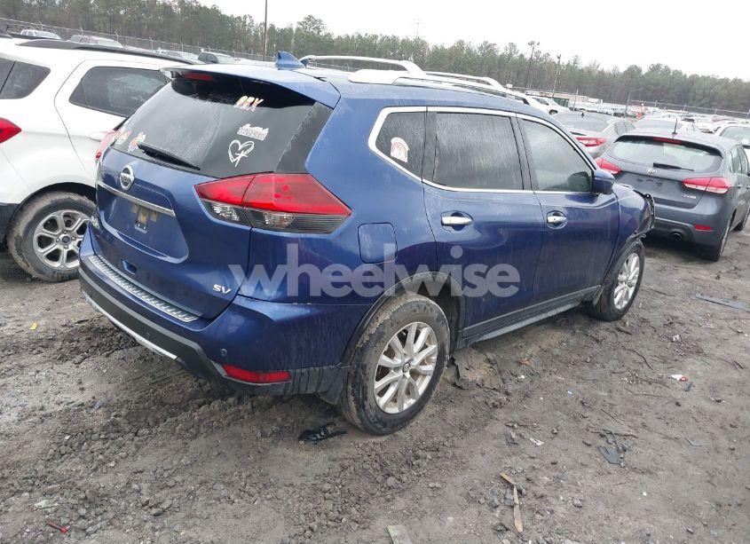 Photo 4 of 2019 Nissan Rogue SV (VIN JN8AT2MT8KW255947)