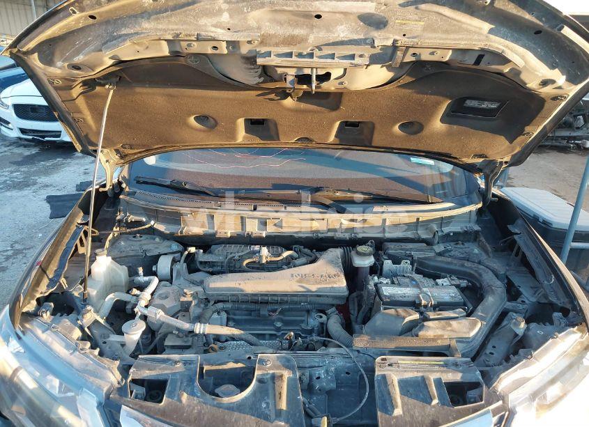 Photo 10 of 2019 Nissan Rogue SV (VIN JN8AT2MT8KW265944)