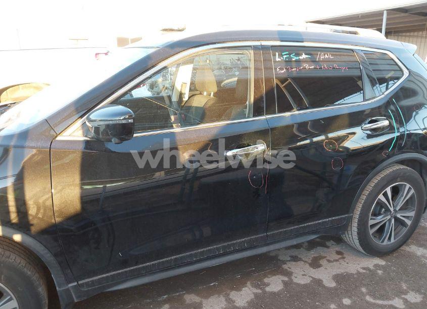 Photo 15 of 2019 Nissan Rogue SV (VIN JN8AT2MT8KW265944)