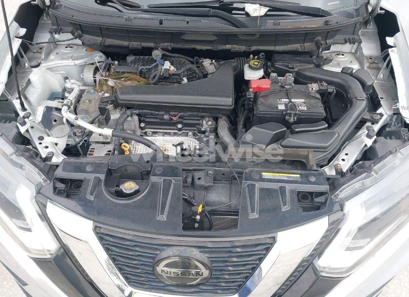 Photo 10 of 2019 Nissan Rogue S (VIN JN8AT2MT8KW502299)