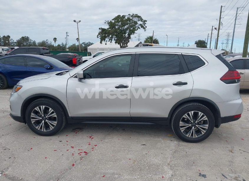 Photo 14 of 2019 Nissan Rogue S (VIN JN8AT2MT8KW502299)