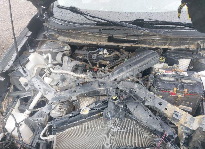 Photo 10 of 2016 Nissan Rogue S (VIN JN8AT2MT9GW008850)