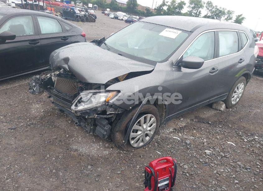 Photo 2 of 2016 Nissan Rogue S (VIN JN8AT2MT9GW008850)