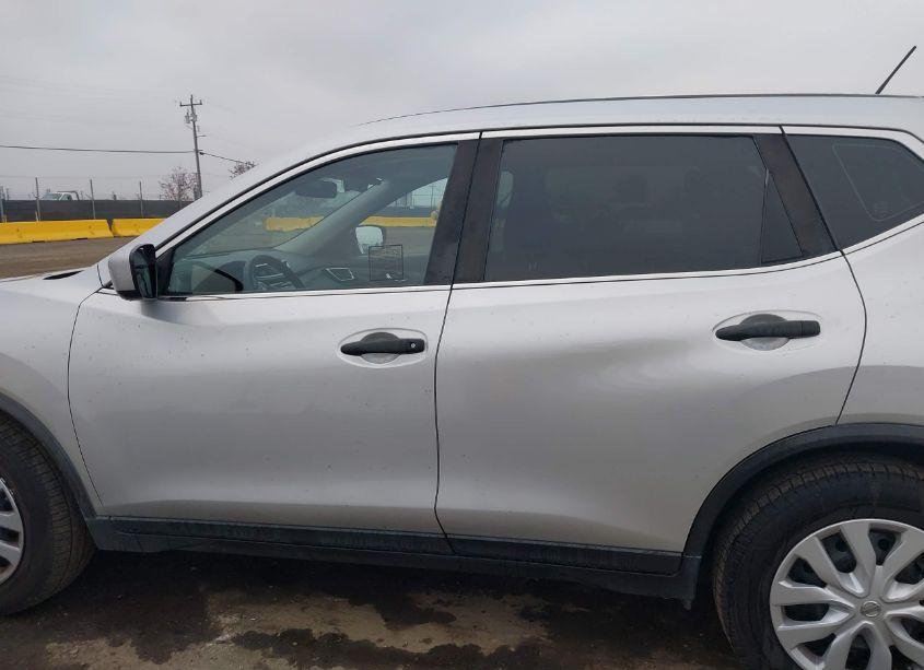 Photo 14 of 2016 Nissan Rogue S (VIN JN8AT2MT9GW009996)