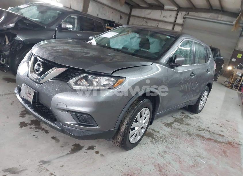 Photo 2 of 2016 Nissan Rogue S (VIN JN8AT2MT9GW013899)