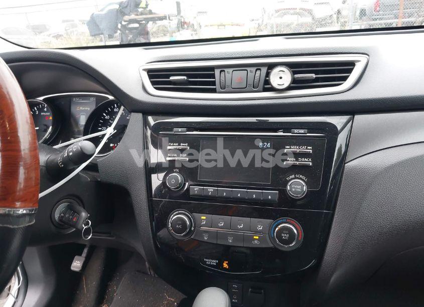 Photo 11 of 2016 Nissan Rogue S (VIN JN8AT2MT9GW027396)