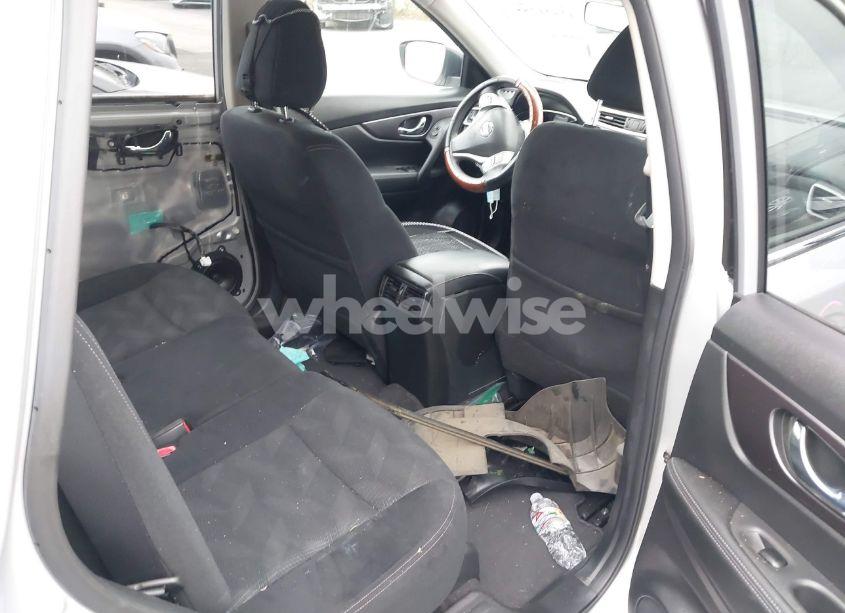 Photo 8 of 2016 Nissan Rogue S (VIN JN8AT2MT9GW027396)