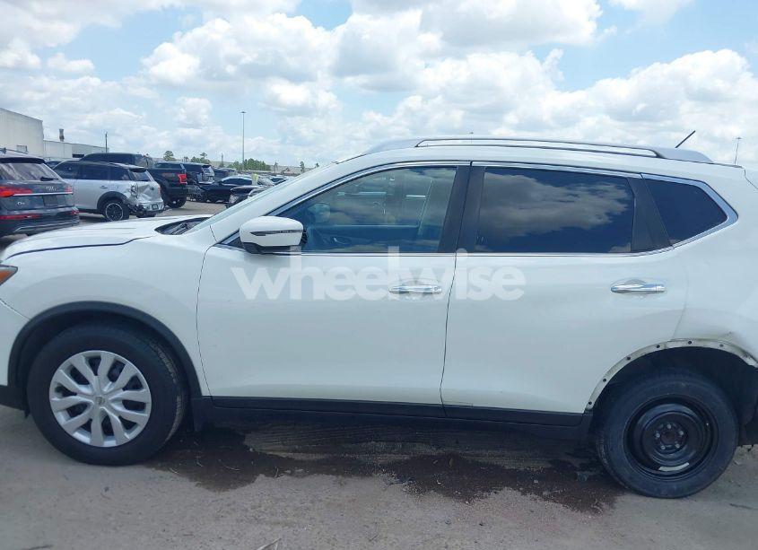 Photo 15 of 2016 Nissan Rogue S (VIN JN8AT2MT9GW029794)