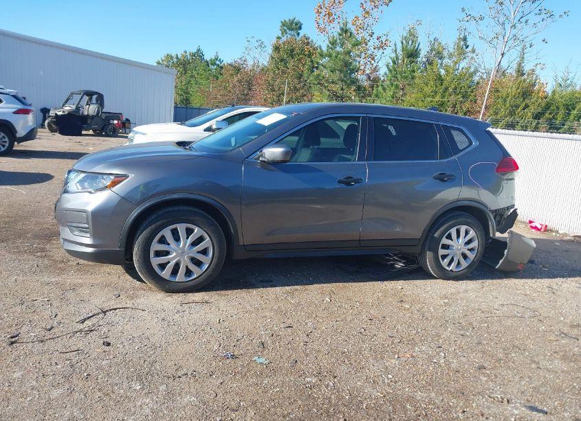 Photo 14 of 2017 Nissan Rogue S (VIN JN8AT2MT9HW136944)