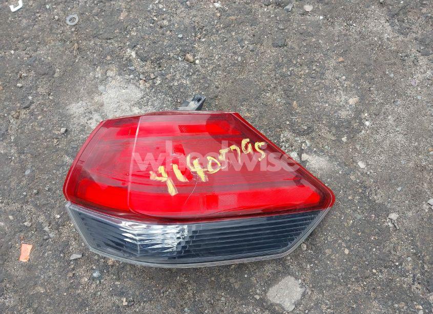 Photo 12 of 2017 Nissan Rogue SV (VIN JN8AT2MT9HW145174)