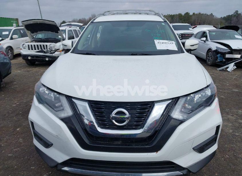 Photo 13 of 2017 Nissan Rogue SV (VIN JN8AT2MT9HW145174)
