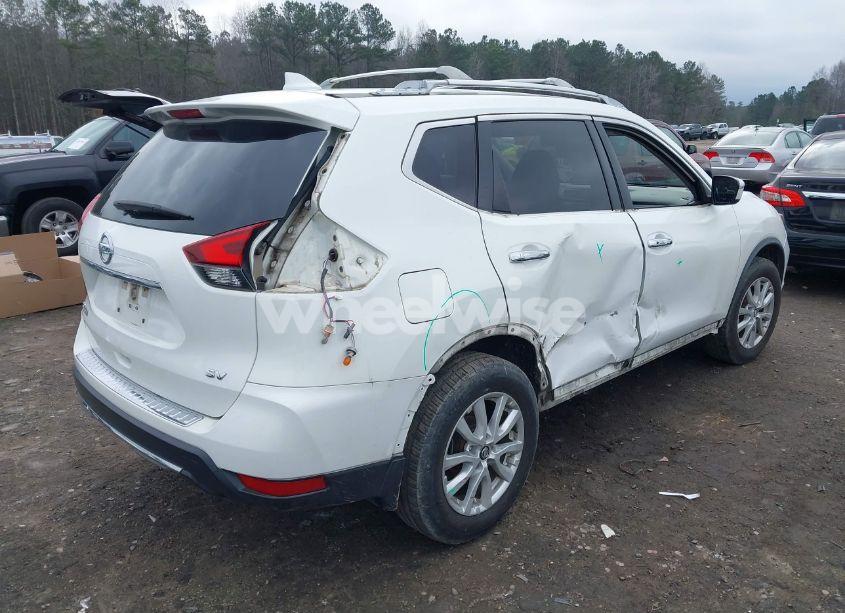 Photo 4 of 2017 Nissan Rogue SV (VIN JN8AT2MT9HW145174)