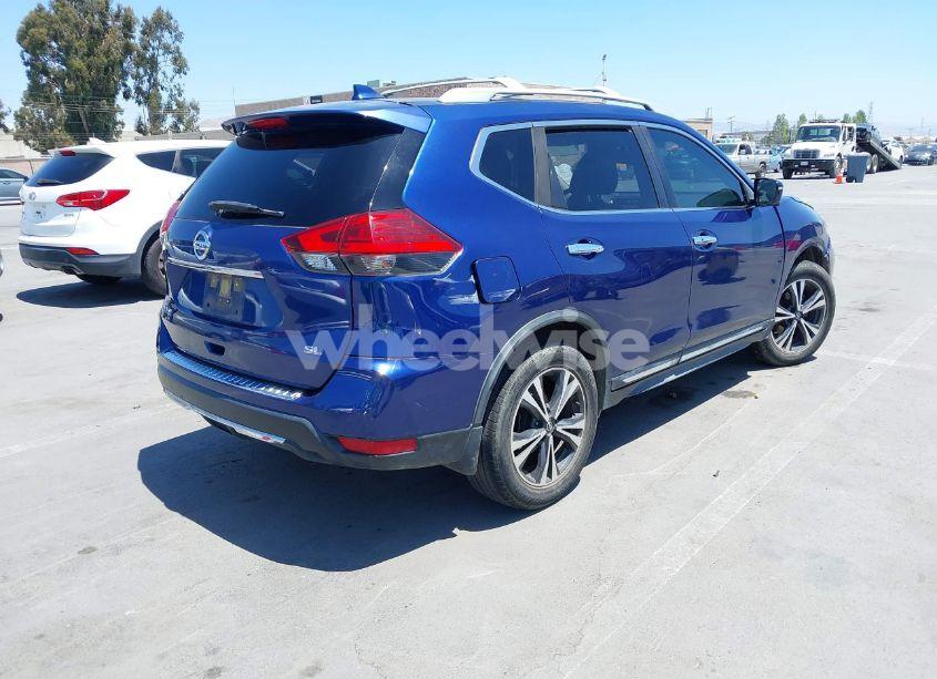 Photo 4 of 2017 Nissan Rogue SL (VIN JN8AT2MT9HW146020)