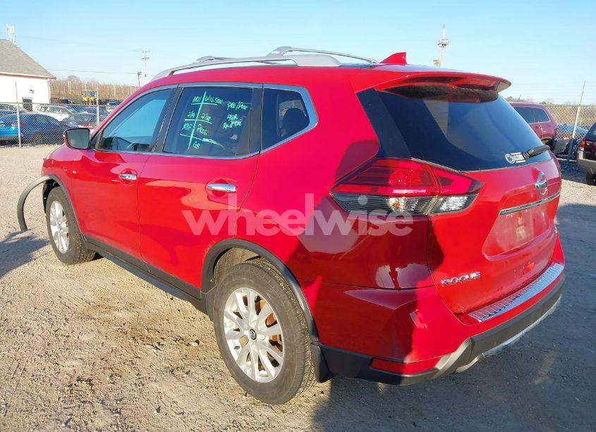 Photo 3 of 2017 Nissan Rogue SV (VIN JN8AT2MT9HW386670)