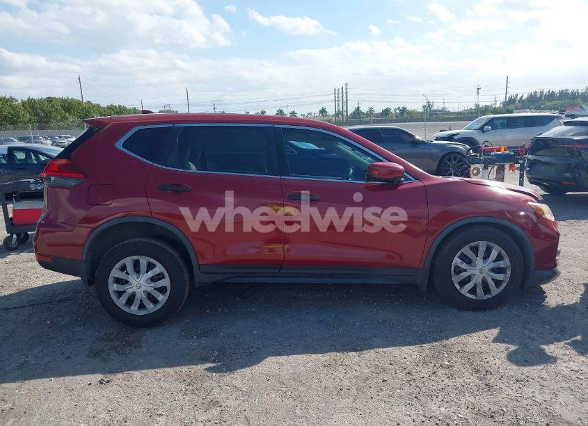 Photo 13 of 2017 Nissan Rogue S (VIN JN8AT2MT9HW393778)